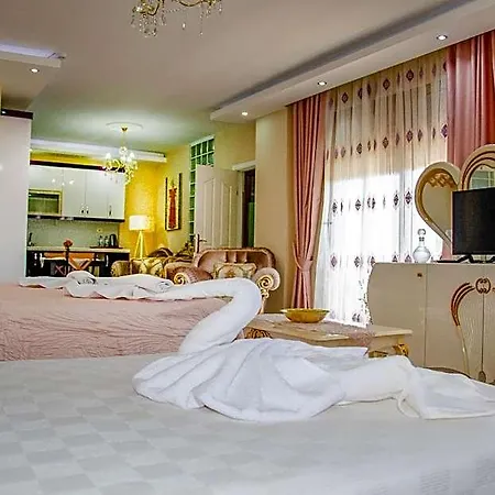 Ephesus Palaces 호텔 3*